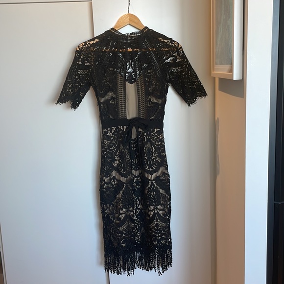 Saylor Odette Dress - Picture 2 of 5